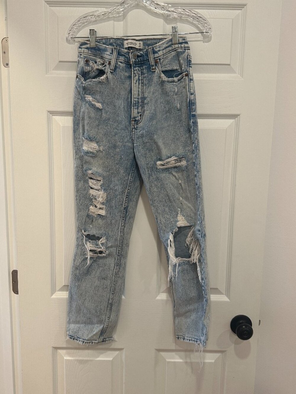 Abercrombie High Rise Mom Jean